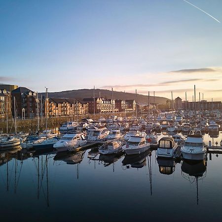 Delta Hotels By Marriott Swansea Exterior photo